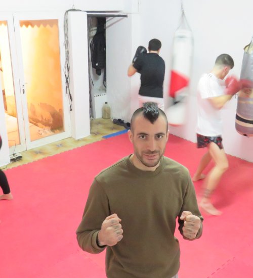 Xavi Oró, el promotor del gimnàs, durant un entrenament (Foto: X.F.)